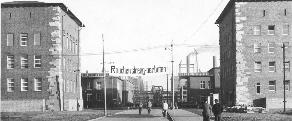 Südeingang 1942